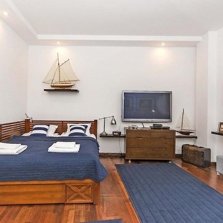 Pirat Rentyear Apartments Гданьск Экстерьер фото