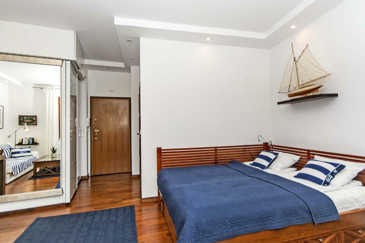 Pirat Rentyear Apartments Гданьск Экстерьер фото